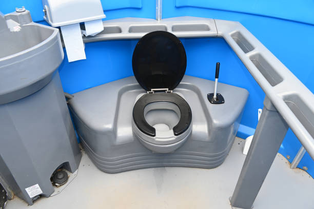 Best Local porta potty services  in Fairfax, IA
